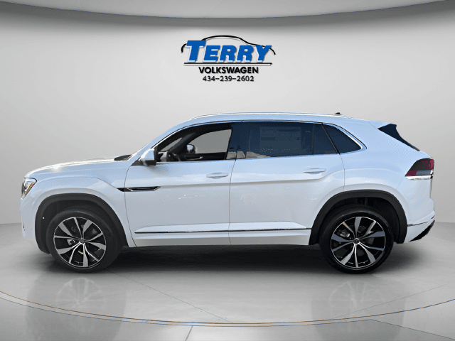 2026 Volkswagen Atlas Cross Sport SEL Premium R-Line Photo in Forest VA 24551