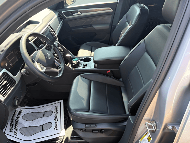 2023 Volkswagen Atlas Cross Sport 3.6L V6 SEL Photo in Forest VA 24551