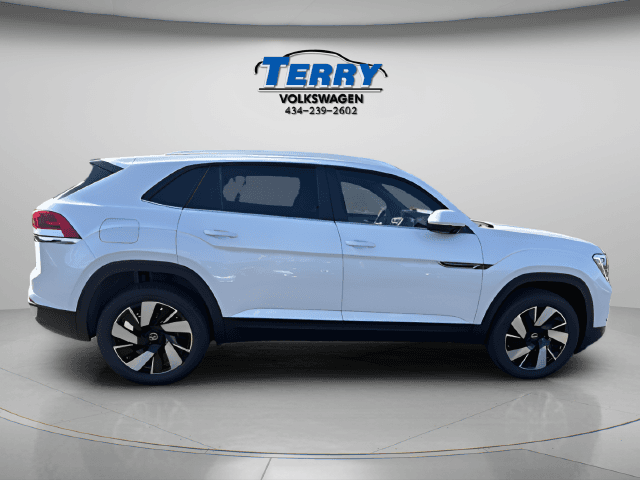 2026 Volkswagen Atlas Cross Sport SE w/Technology Photo in Forest VA 24551