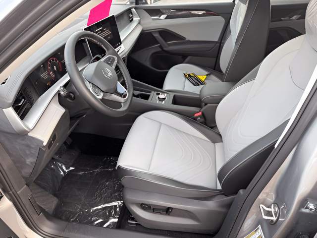 2026 Volkswagen Tiguan SE Photo in Forest VA 24551