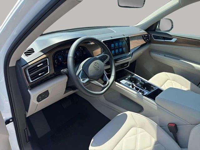 2026 Volkswagen Atlas 2.0T SE w/Technology Photo in Lynchburg VA 24502