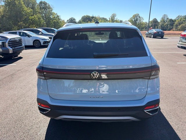 2027 Volkswagen Taos 1.5T SE Photo in Forest VA 24551