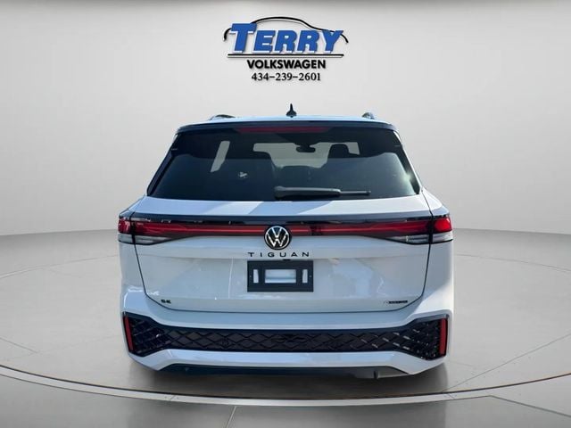 2026 Volkswagen Tiguan 2.0T SE R-Line Black Photo in Lynchburg VA 24502