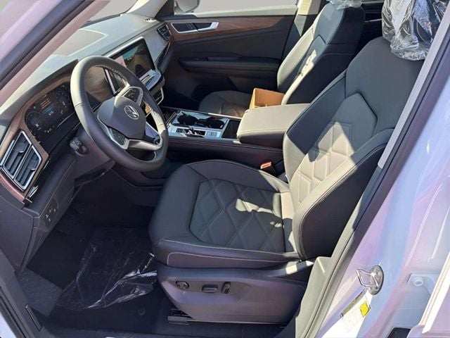2026 Volkswagen Atlas 2.0T SE w/Technology Photo in Lynchburg VA 24502