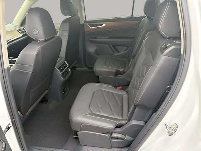 2026 Volkswagen Atlas 2.0T SE w/Technology Photo in Lynchburg VA 24502