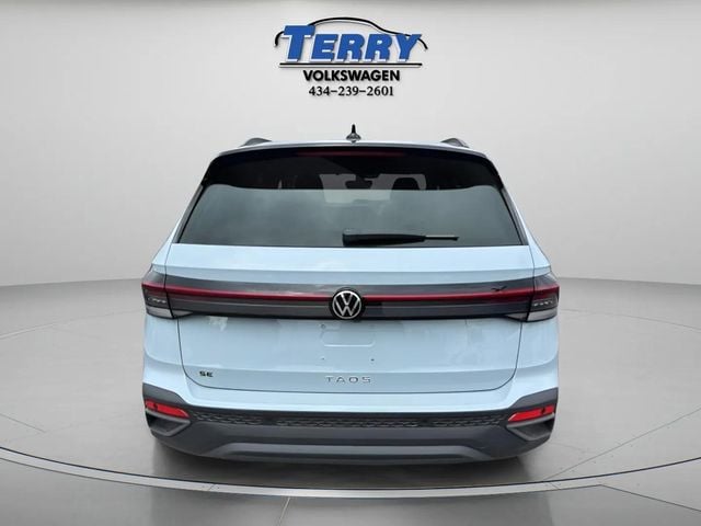 2026 Volkswagen Taos 1.5T SE Black Photo in Lynchburg VA 24502