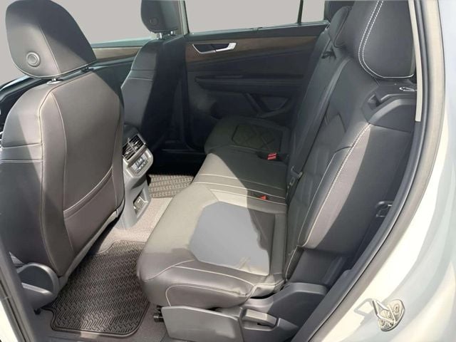 2026 Volkswagen Atlas 2.0T SE w/Technology Photo in Lynchburg VA 24502