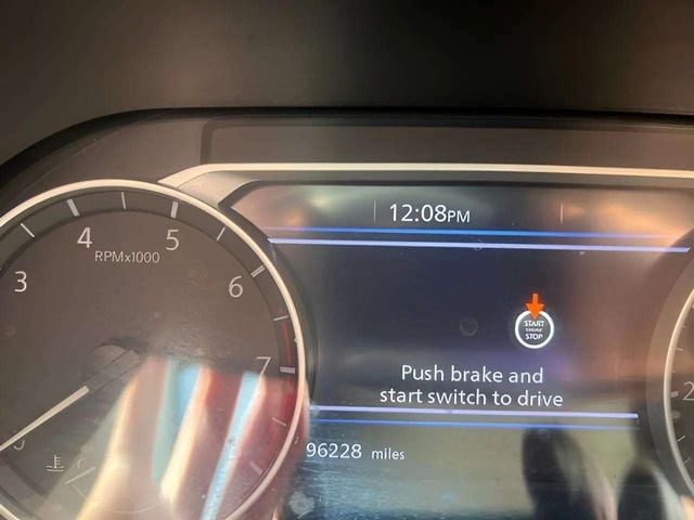 Pre-Owned 2022 Nissan Sentra SV - photo - 6