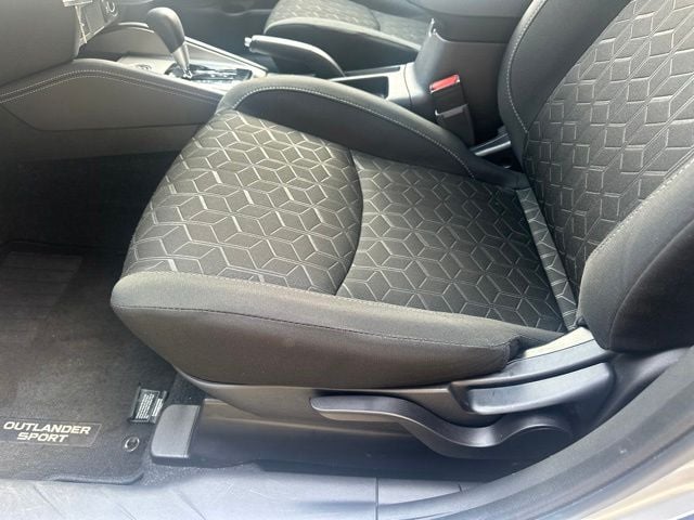 Pre-Owned 2025 Mitsubishi Outlander Sport 2.0 ES - photo - 6
