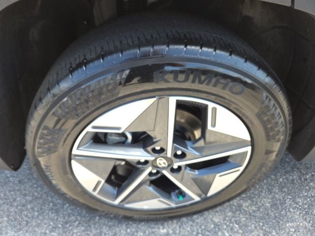 Pre-Owned 2025 Hyundai Tucson SEL - photo - 9