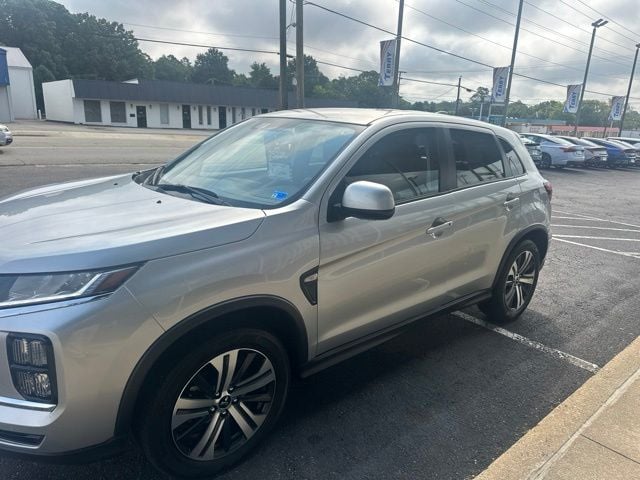 Pre-Owned 2025 Mitsubishi Outlander Sport 2.0 ES - photo - 2
