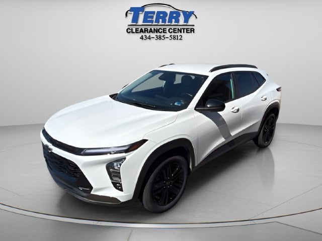 Pre-Owned 2024 Chevrolet Trax ACTIV - photo - 2