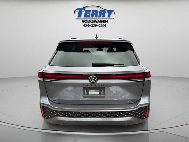 New 2026 Volkswagen Tiguan 2.0T SE R-Line Black - photo - 2