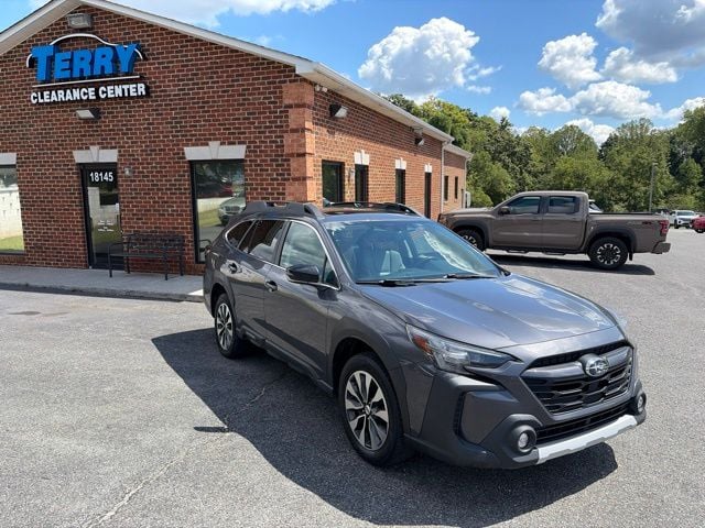 Pre-Owned 2024 Subaru Outback Limited - photo - 0