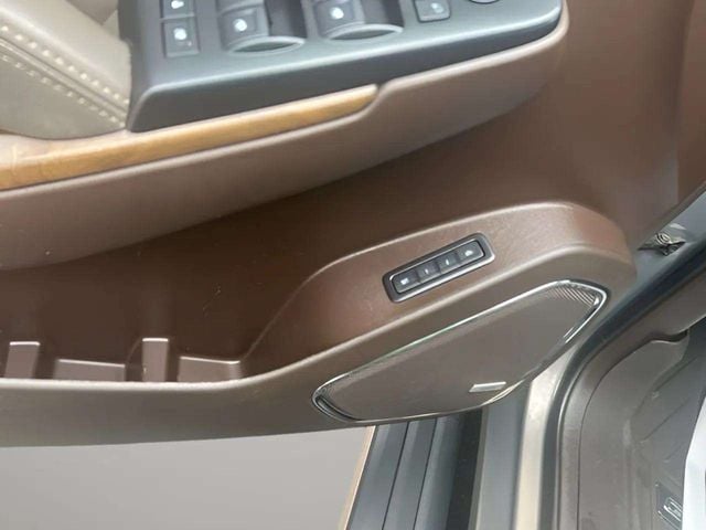 Pre-Owned 2019 GMC Yukon XL Denali - photo - 12