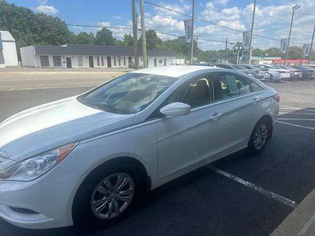 Pre-Owned 2012 Hyundai Sonata GLS - photo - 13
