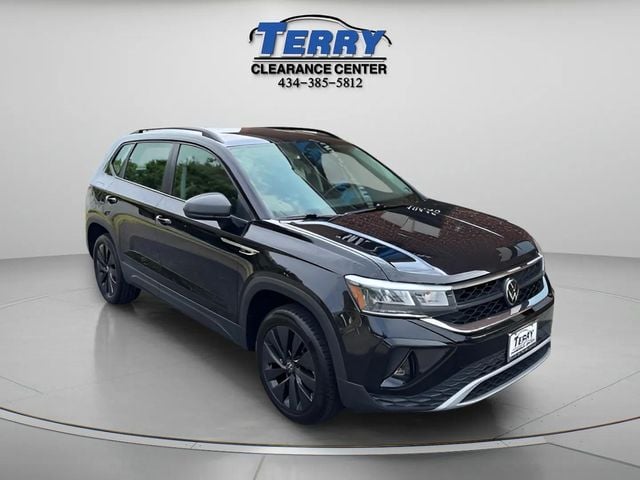Pre-Owned 2024 Volkswagen Taos 1.5T S - photo - 2
