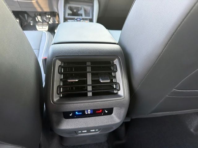New 2026 Volkswagen Tiguan SEL R-Line Turbo - photo - 7