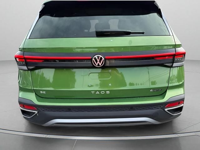 New 2026 Volkswagen Taos 1.5T SE - photo - 3
