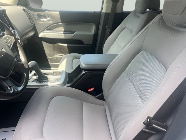 Pre-Owned 2018 Chevrolet Colorado LT - photo - 14
