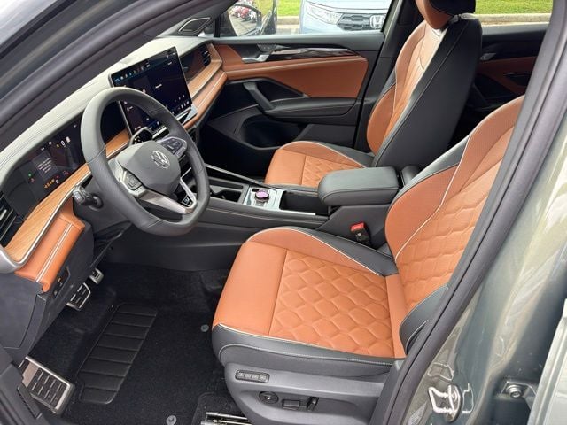 New 2026 Volkswagen Tiguan 2.0T SEL R-Line Turbo - photo - 4