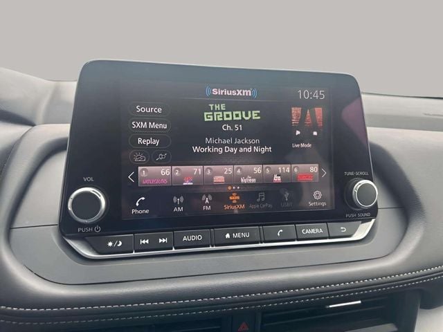 Pre-Owned 2025 Nissan Rogue SV - photo - 7