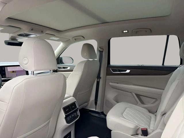 New 2026 Volkswagen Atlas 2.0T SEL Premium R-Line - photo - 4