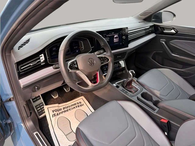 Pre-Owned 2025 Volkswagen Jetta GLI 2.0T Autobahn - photo - 3