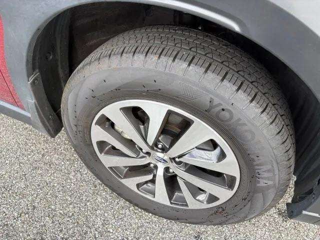 Pre-Owned 2025 Subaru Outback Premium - photo - 23