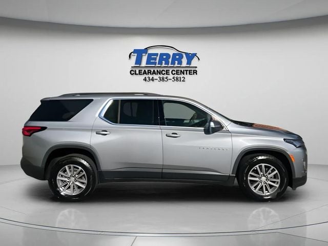 Pre-Owned 2023 Chevrolet Traverse LT - photo - 0