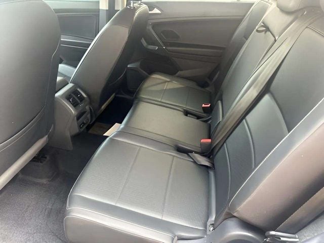 Pre-Owned 2020 Volkswagen Tiguan 2.0T SE - photo - 15