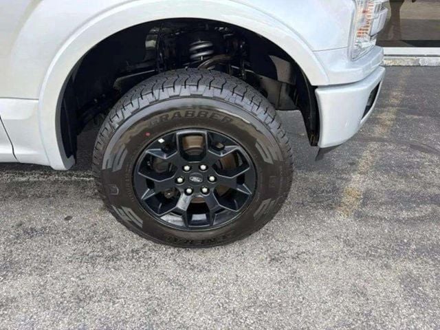 Pre-Owned 2019 Ford F-150 Lariat - photo - 15
