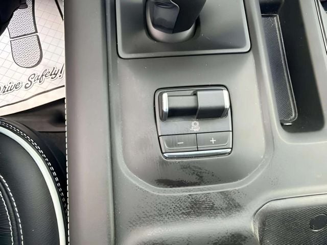 Pre-Owned 2026 GMC Sierra 1500 AT4X - photo - 9