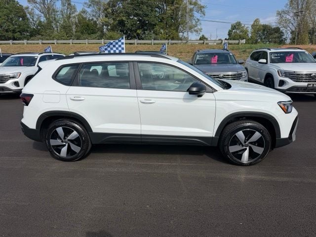 Pre-Owned 2025 Volkswagen Taos 1.5T S - photo - 0