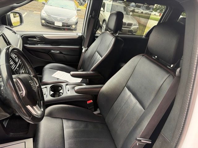 Pre-Owned 2019 Dodge Grand Caravan GT - photo - 8