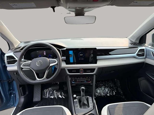 New 2026 Volkswagen Taos 1.5T SE - photo - 7