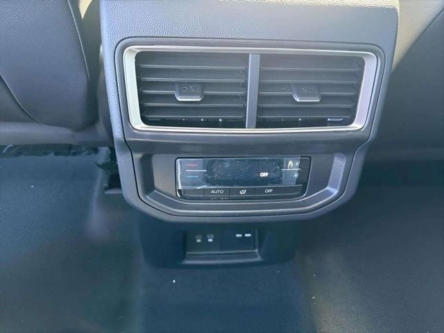 New 2026 Volkswagen Atlas 2.0T SE w/Technology - photo - 8