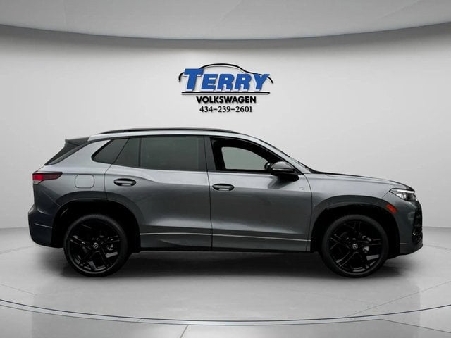 Pre-Owned 2026 Volkswagen Tiguan SE R-Line Black - photo - 0