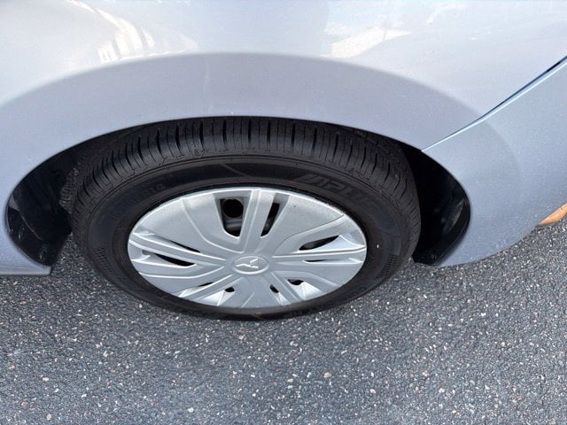 Pre-Owned 2024 Mitsubishi Mirage ES - photo - 16
