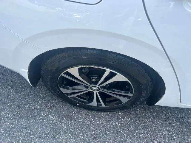 Pre-Owned 2022 Nissan Sentra SV - photo - 16