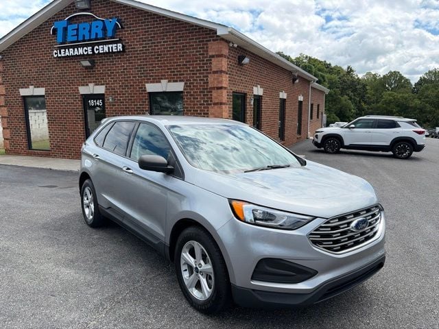 Pre-Owned 2021 Ford Edge SE - photo - 0