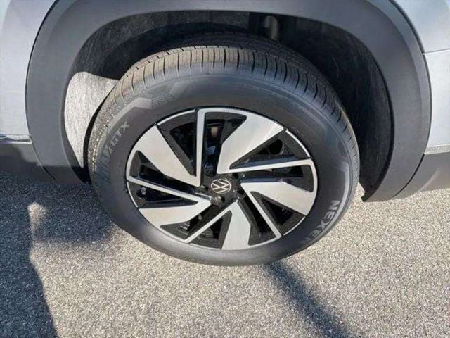 New 2026 Volkswagen Atlas 2.0T SEL - photo - 10