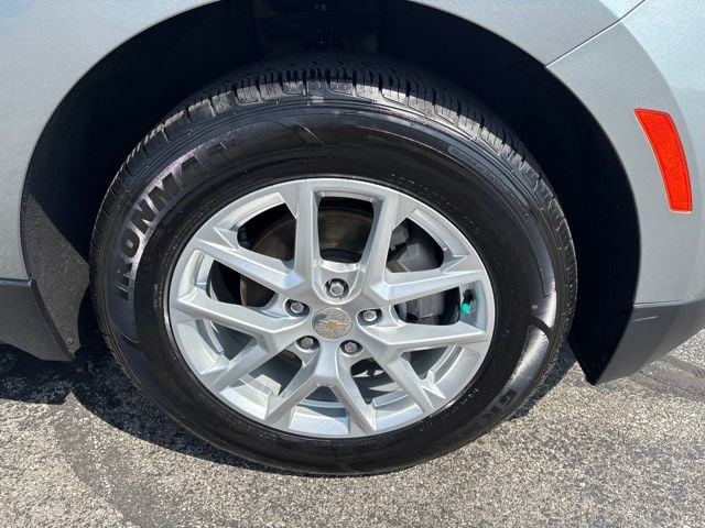 Pre-Owned 2024 Chevrolet Equinox LT - photo - 11