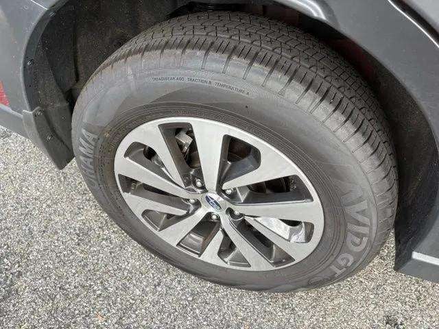 Pre-Owned 2025 Subaru Outback Premium - photo - 22