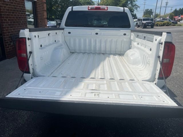 Pre-Owned 2018 Chevrolet Colorado LT - photo - 6