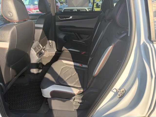 Pre-Owned 2025 Volkswagen Atlas 2.0T Peak Edition - photo - 5
