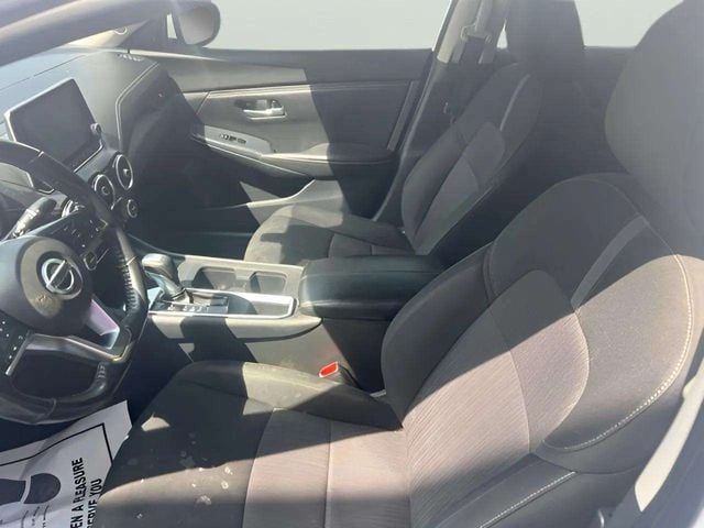 Pre-Owned 2022 Nissan Sentra SV - photo - 12