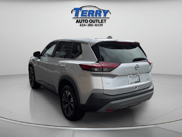 Pre-Owned 2023 Nissan Rogue SV - photo - 4