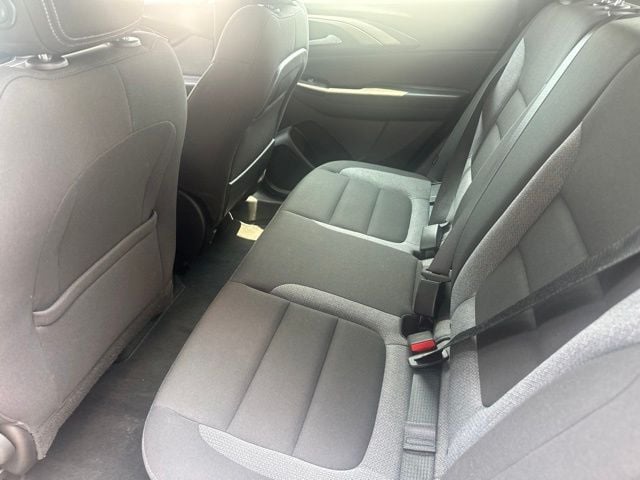 Pre-Owned 2023 Chevrolet TrailBlazer LS - photo - 13