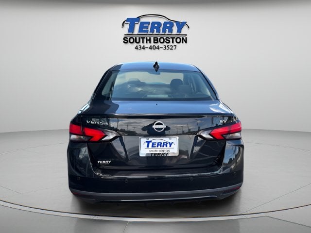 Pre-Owned 2023 Nissan Versa 1.6 SV - photo - 3